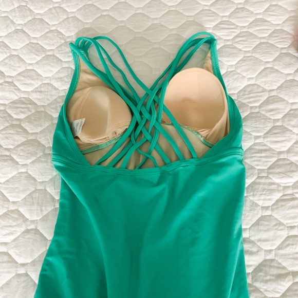 One piece swimsuit - Picture 2 of 4